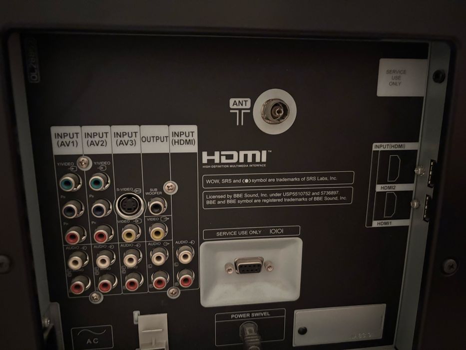 Телевизор Hitachi 37LD9800TA