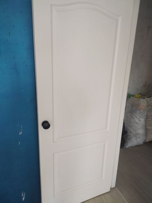Продам двери межкомнатные