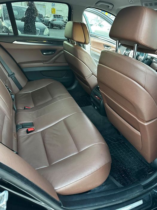 Vând bmw seria 5