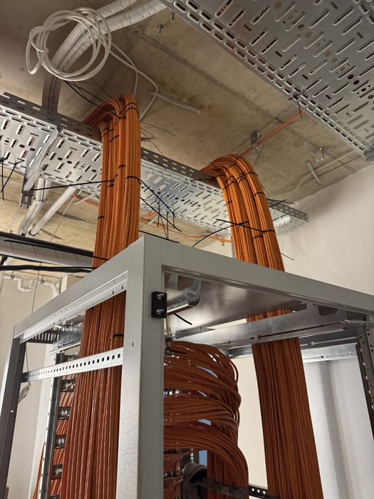 Electrician Autorizat-Intervenții rapide/Reparații/Instalații