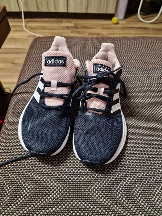 Маратонки Adidas