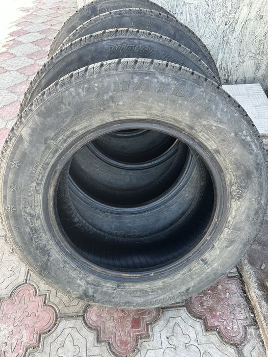 Шины в хорошем состоянии.