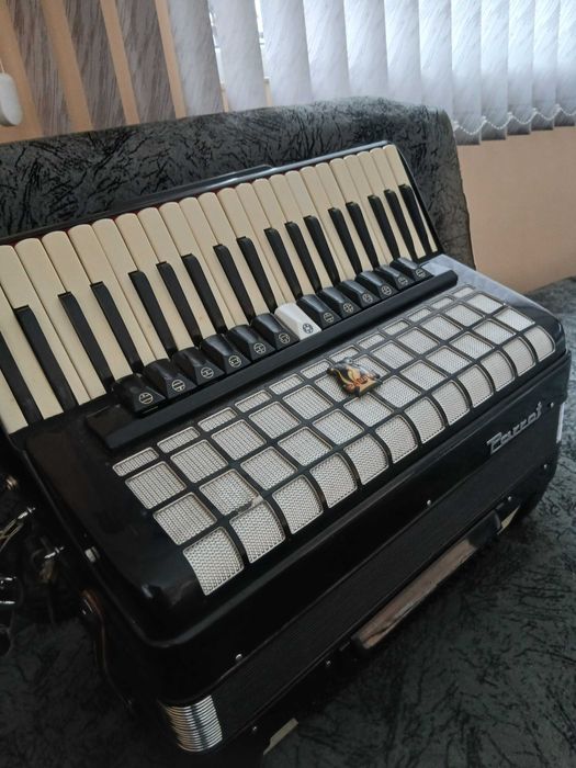 Акордеон Parrot 120 bass