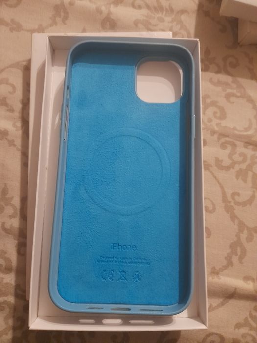 Продамтчехлы на айфоны