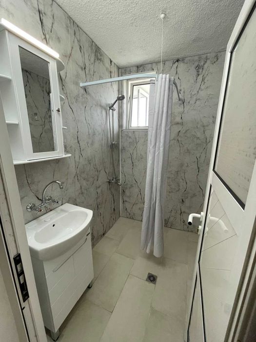 Дава се под наем Тристаен апартамент в София, Стрелбище - 98 кв.м за 750 € - Снимка #9