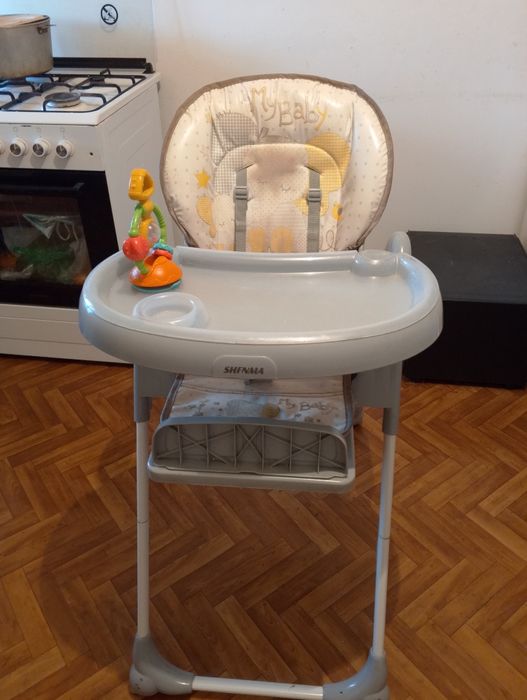 Стул для кормления