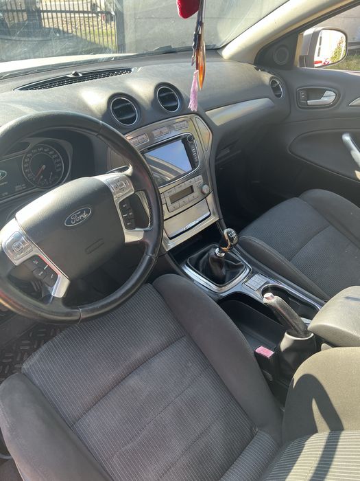 Ford mondeo mk4