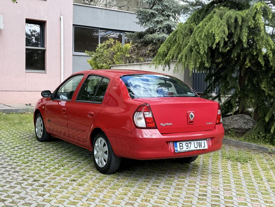 Reanult clio symbol