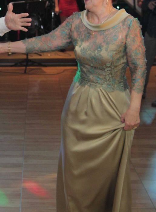 rochie ocazie satin si dantela