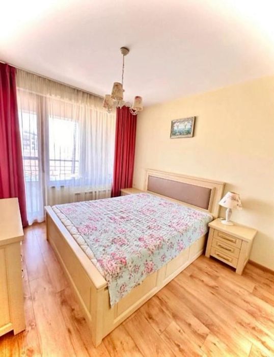 Дава се под наем Двустаен апартамент в София, Витоша - 75 кв.м за 747.66 € - Снимка #2