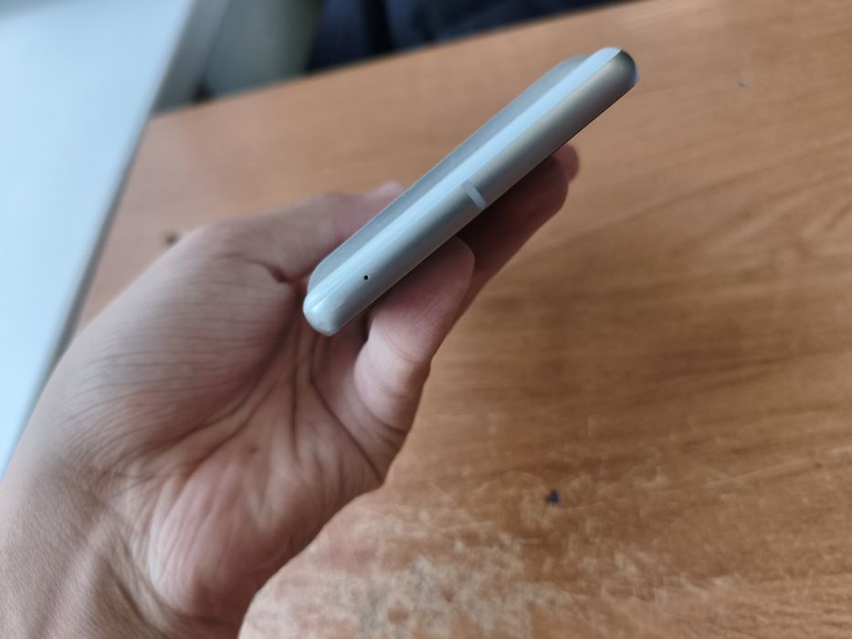 Продам pixel 7 8/128 bootloop