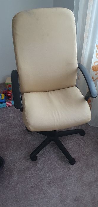 Scaun de birou  foarte bun