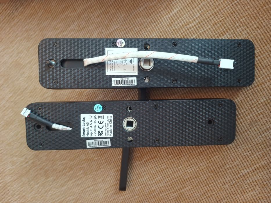 Yala inteligenta WiFi, amprenta, aplicație mobil