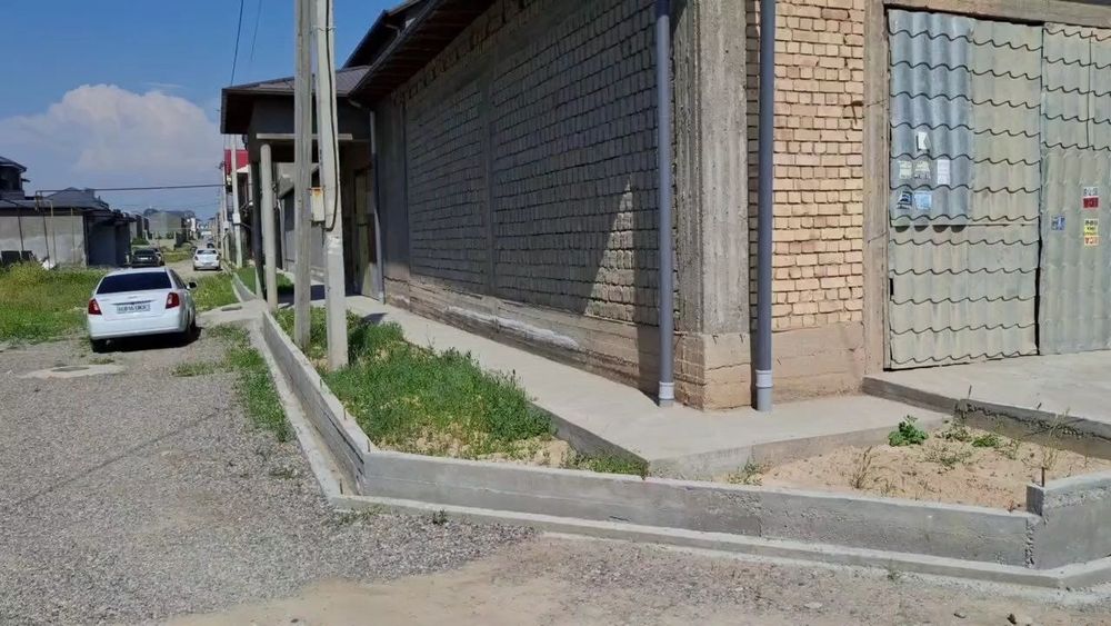 Срочно ""Мехнат"да уй-коробка сотилади