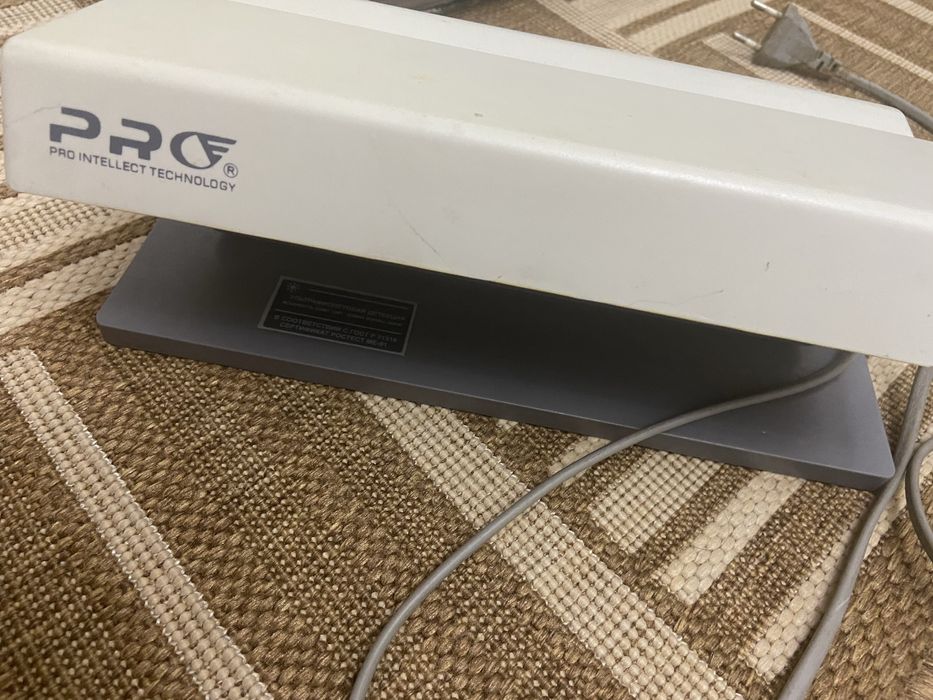 Детектор проверки валют