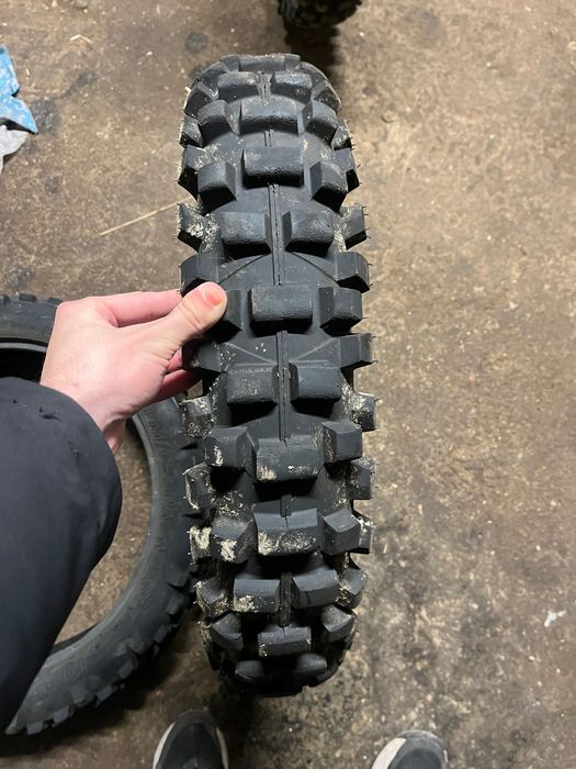 Чисто нова ендуро гума