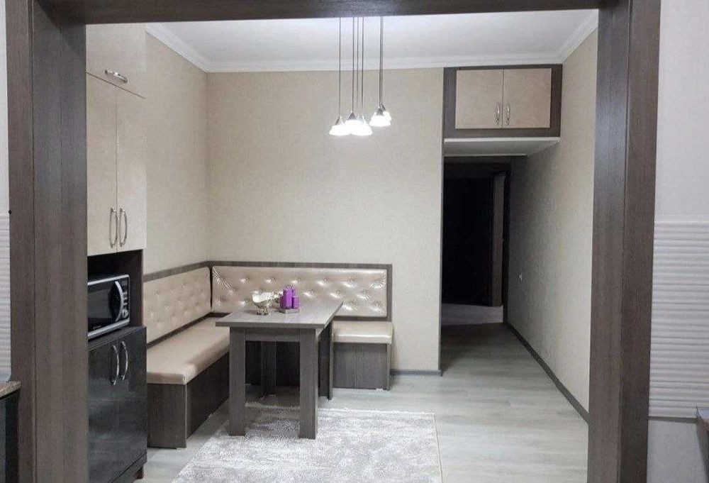 ЮНУСАБАД 2 СУД,м Шахристон  3\2\4  кирпич Продается квартира .