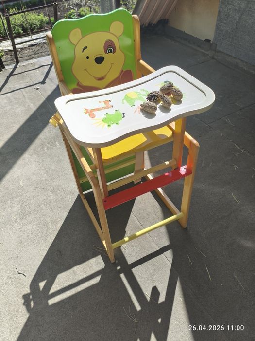 Детский стульчик для кормления