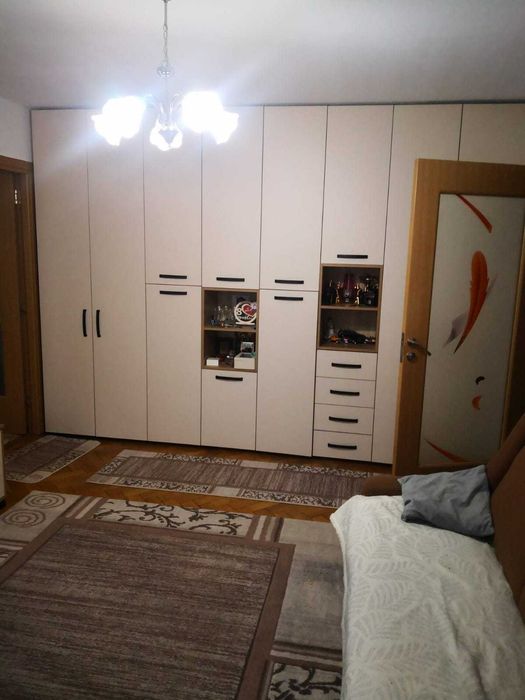 Apartament cu 2 camere, Etajul 2,Medias jud.Sibiu,0723753545