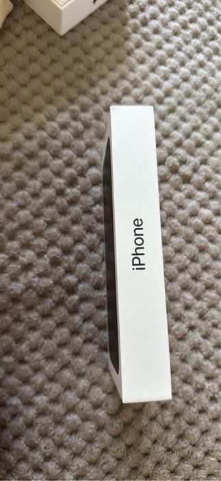 Iphone 16 ,sigilat