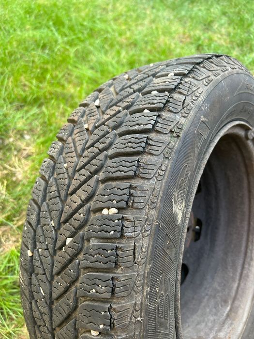 Cauciucuri de iarnă folosire un sezon cu jante R15