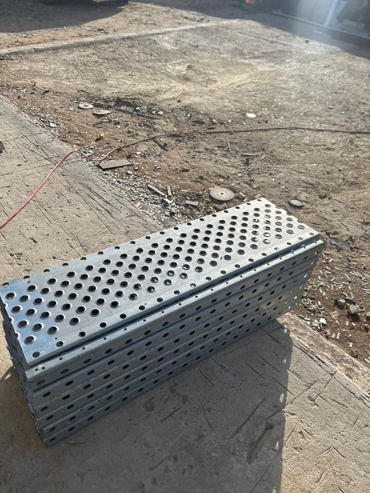 trepte zincate galvanizat la comandă