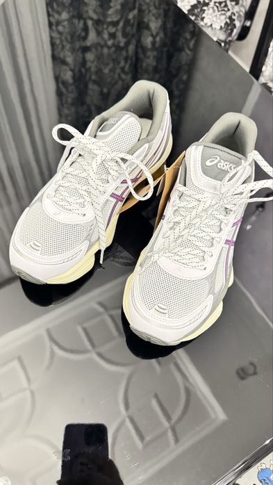 Кроссовки  Asics