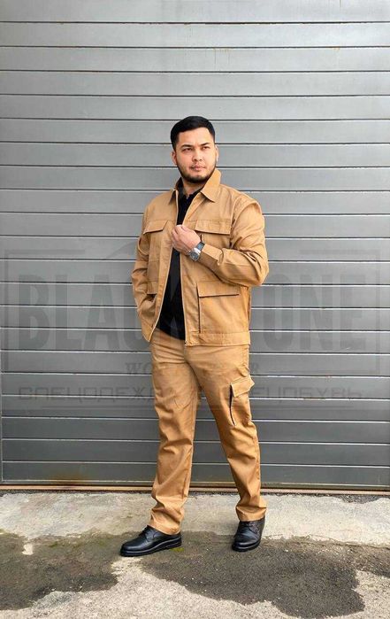 Спецодежда для рабочих строителей