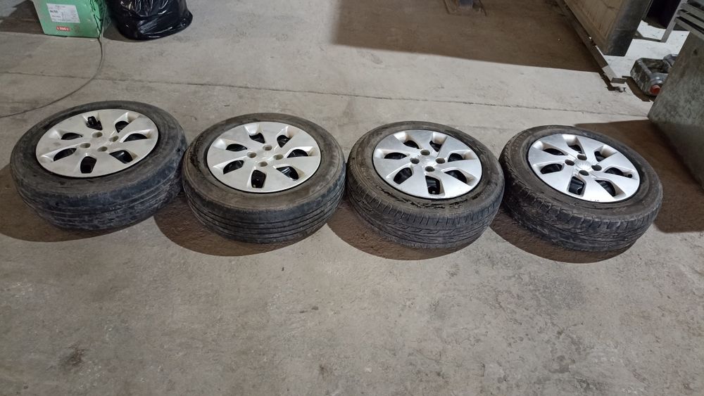Продам диски штампы с летней резиной