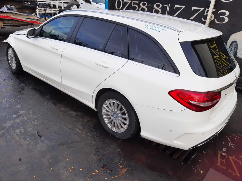 Dezmembrez mercedes c class w205 breack AMG om 651 haion/capota/far