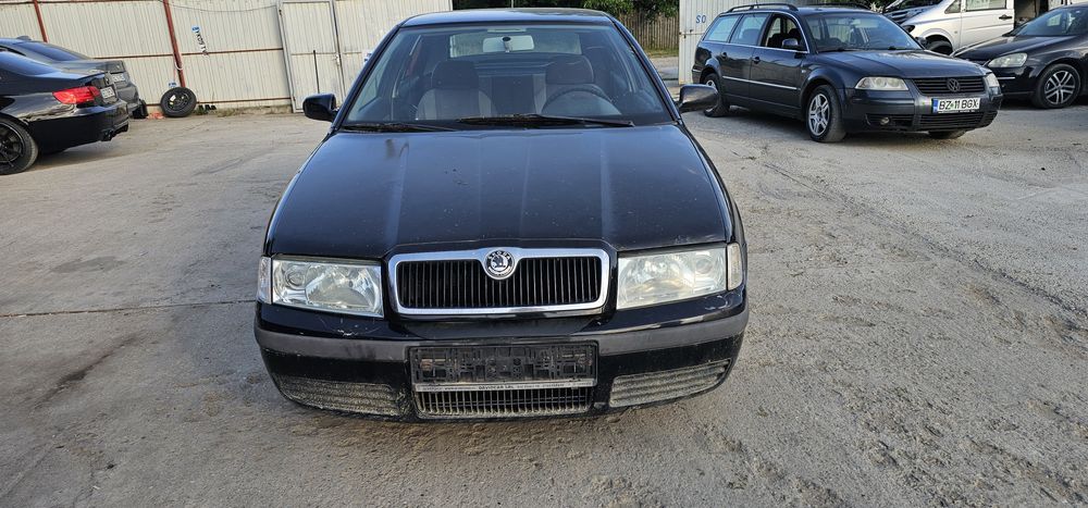 Piese skoda octavia  1 motor 1.6 BFQ