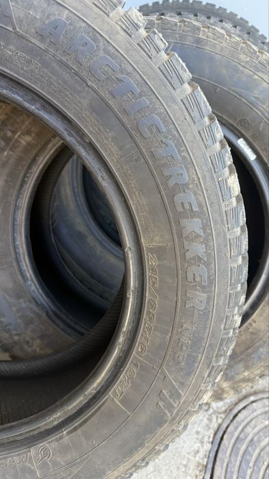 Maxxis Arctictrekker 215/65 R16