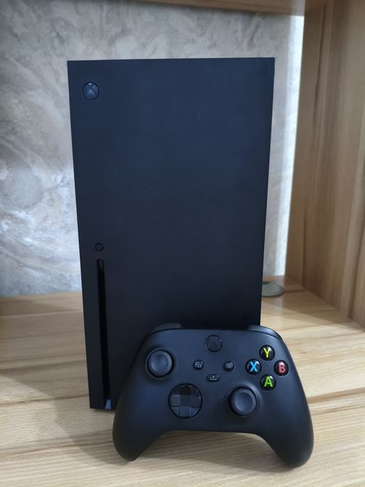 Xbox series x 1 terabyte  + Джойстик