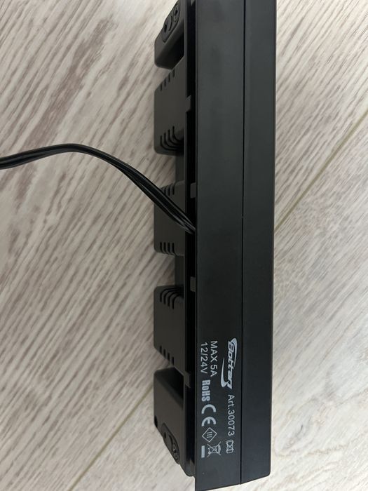 Priza bottari auto tripla cu cablu extensibil 12/24V