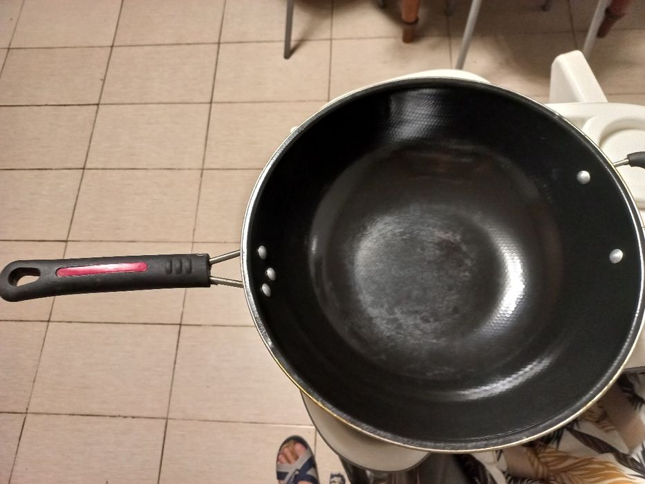 Продам сковородку новую