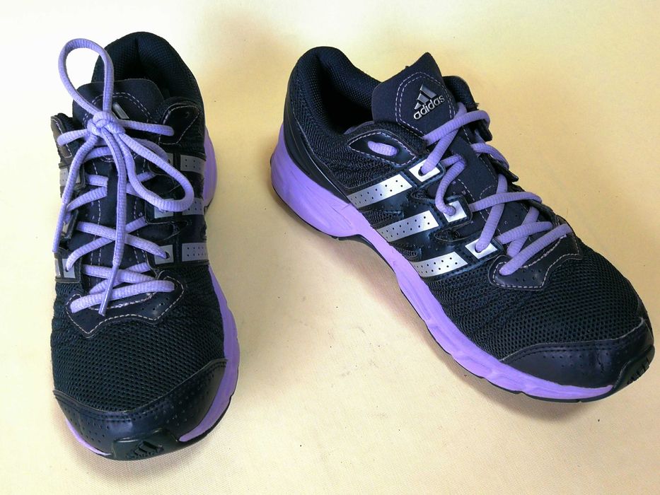 Adidasi  39 40 ghete alergare dama copii ADIDAS - Indonesia Ca NOI