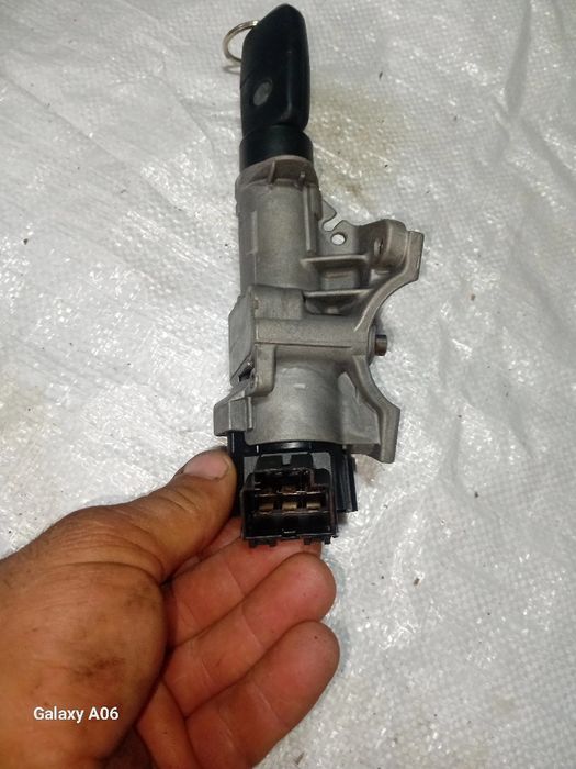 Contact  seat ibitza 6J/polo/skoda fabia/A3 etc