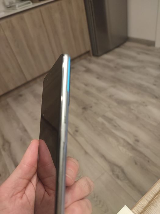 XIAOMI 11T телефона е неразличим от нов