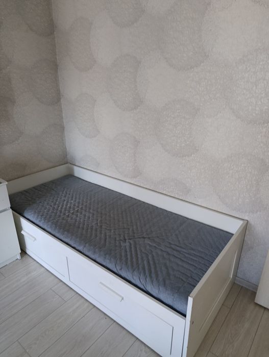 Стеллаж Икеа в отличном состоянии