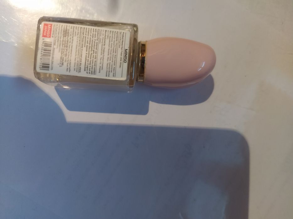 Продам духи и лак  от Miniso