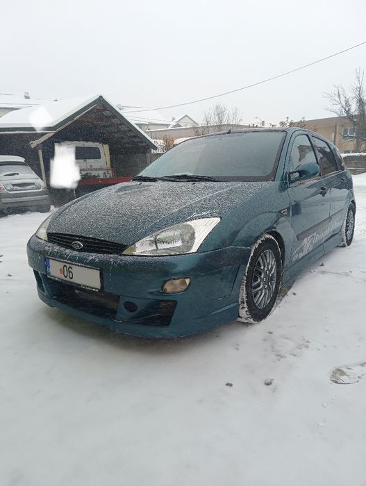 Vând Ford Focus Ghia RS