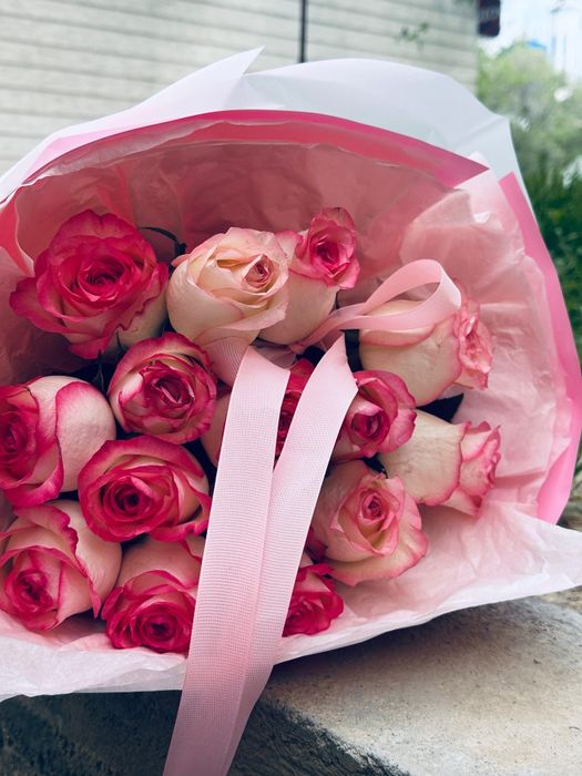 Цветы свежие вчерашние роза