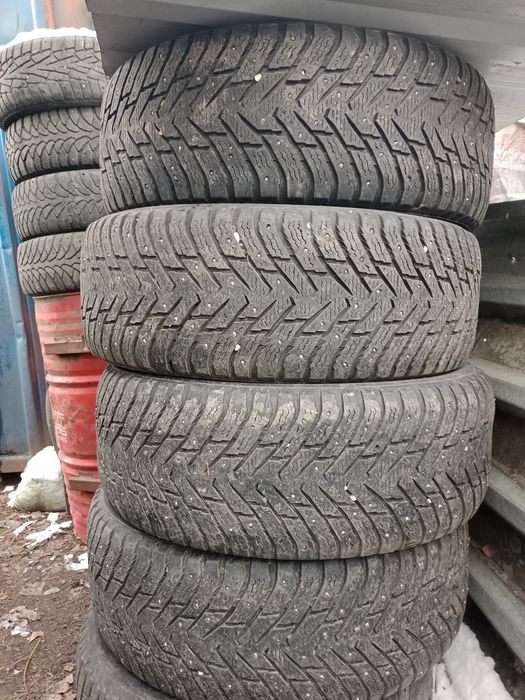Продам шины на 18.