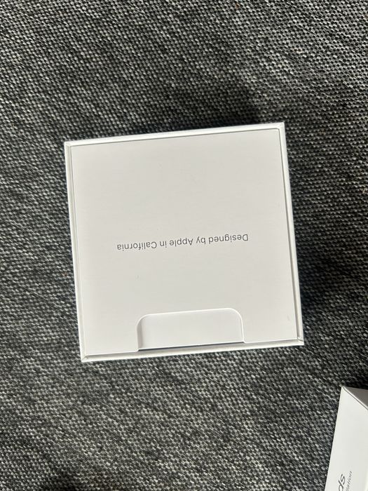 Оригинални Apple Airpods 4 (ANC)