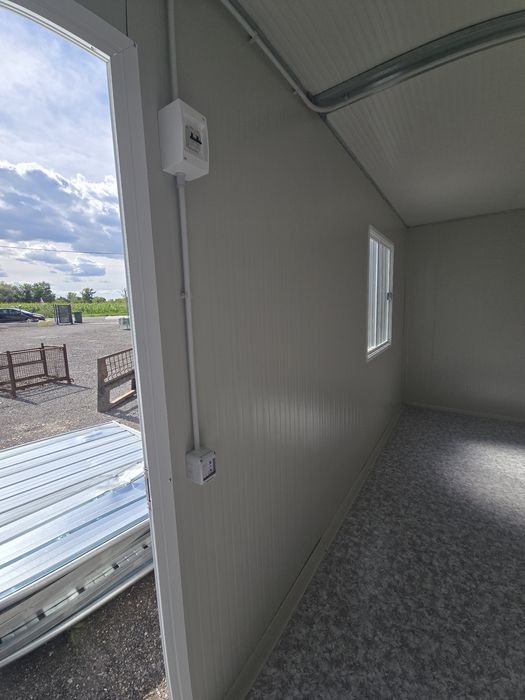 Италиански мобилни офис контейнери