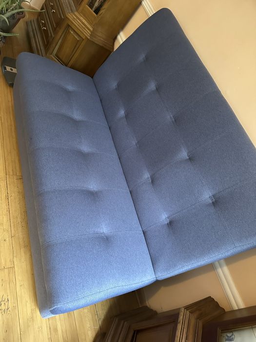 Диван для ожидания