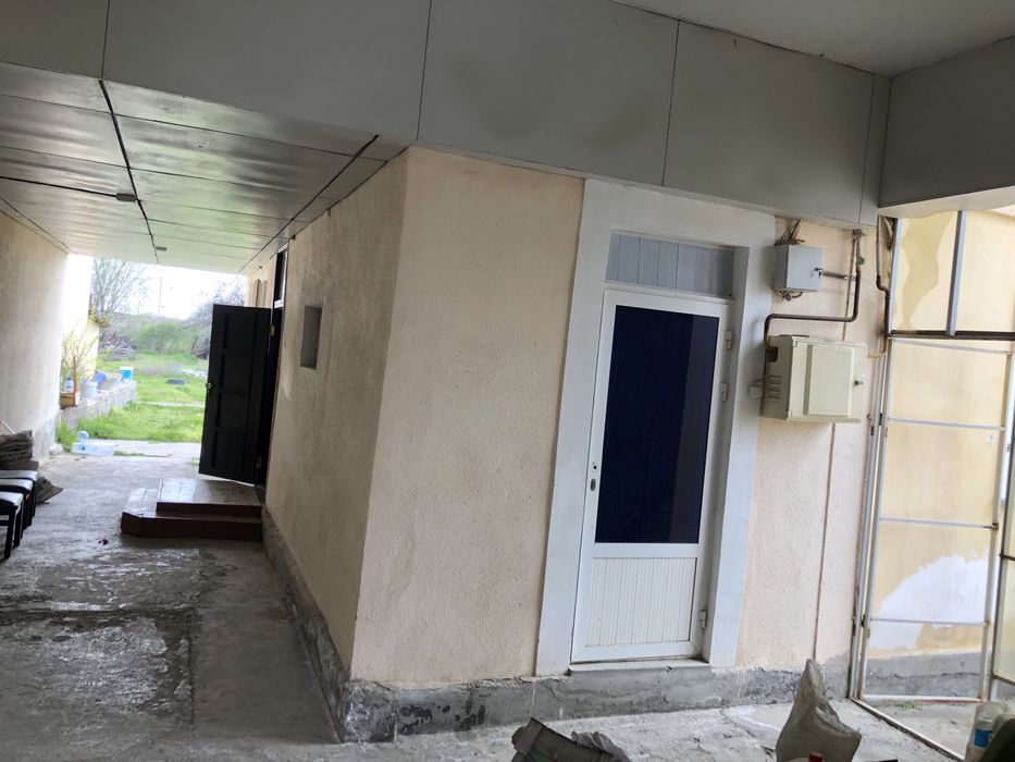 Ховли Уй сотилади