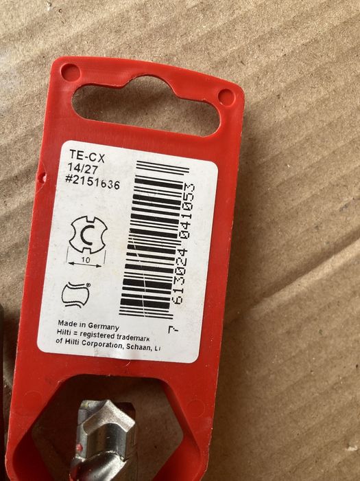 Burghiu Hilti TE-CX 14/27 cu 4 cutite noi