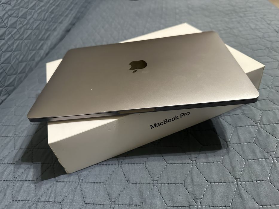 Macbook pro 2016 touch bar