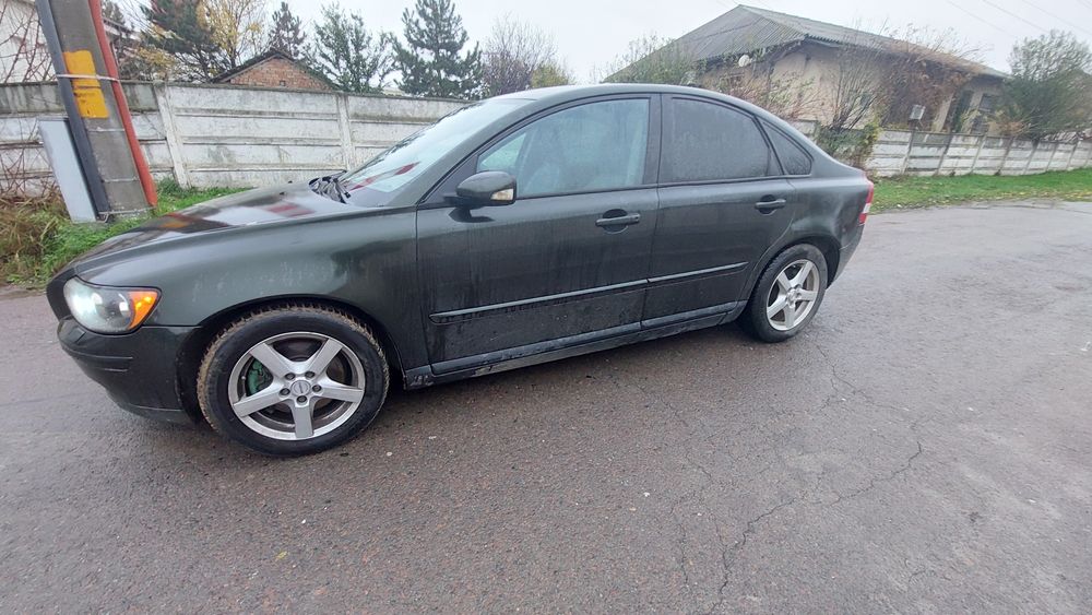 Vând  Volvo  MS75 S40